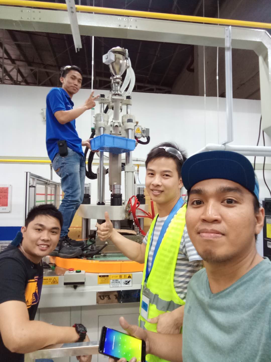 立式注塑機生產廠家